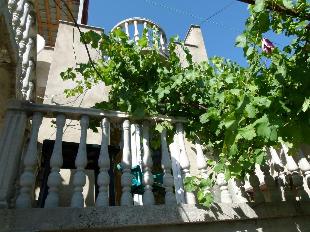 Why Me Eco-Friendly Rooms Tiflis Exterior foto